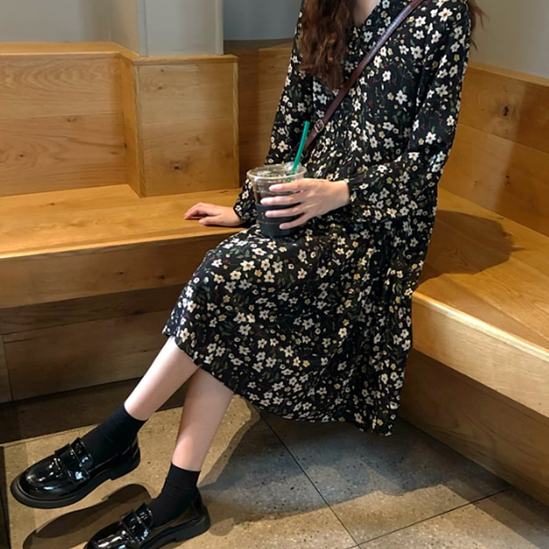 ワンピース レディース 小花柄 花柄 スカート Vネック ひざ丈
