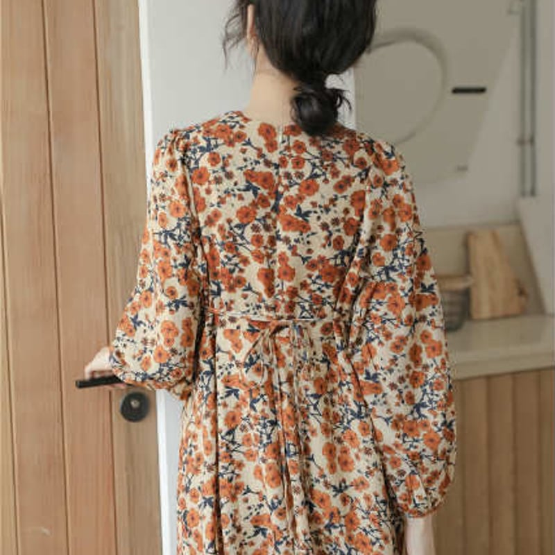 ✨️美品✨️PALAVA パラバ ワンピース オレンジ系カラー 花柄 M Aライン ✨️美品✨️PALAVA パラバ ワンピース オレンジ系カラー 花柄