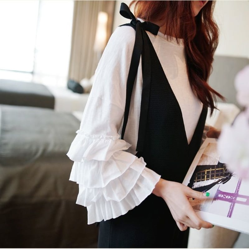 重ね着にも♡おしゃれなボリュームフリル袖トップス レディース