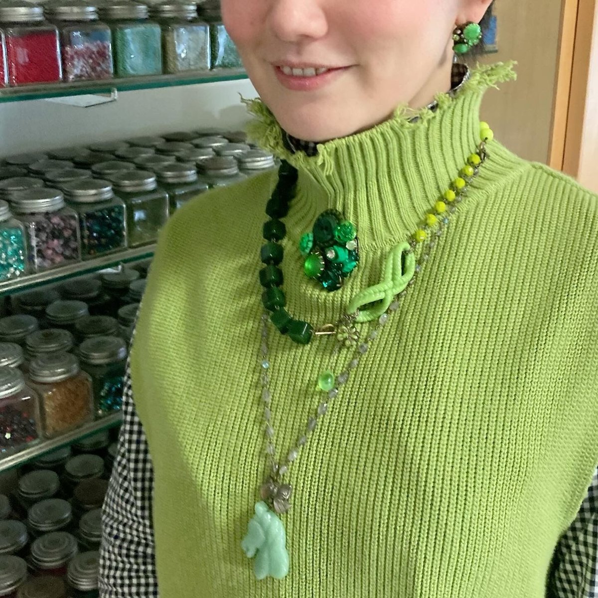 PIERCE・EARRING〗ドルチェヴィータ エメラルドグリーンピアス