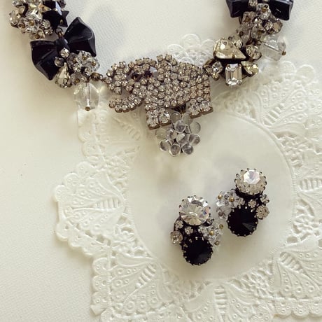 〖PIERCE･EARRINGS〗ドルチェヴィータ ピアス　クリア×ブラック