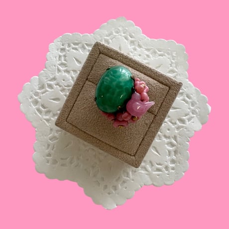 〖一点もの〗ピンク×グリーンことりのリング