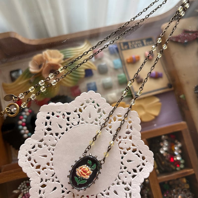 NECKLACE〗 ヴィンテージオーバルネックレス イエローローズ | Kanami
