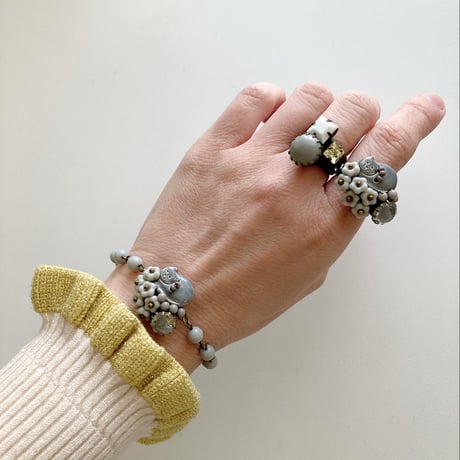 〖BRACELET〗グレーのネコブレスレット