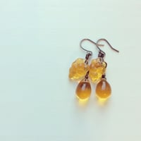 〖PIERCE・EARRING〗ぶどうジュース ショートタイプピアス トパーズカラー