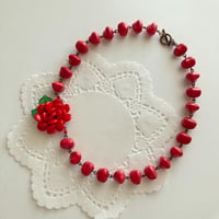 〖NECKLACE〗赤いマリーネックレス