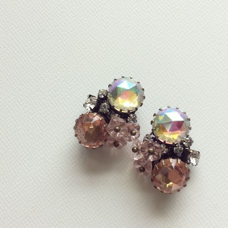 〖PIERCE・EARRING〗ドルチェヴィータピアス ピンク×クリスタルAB