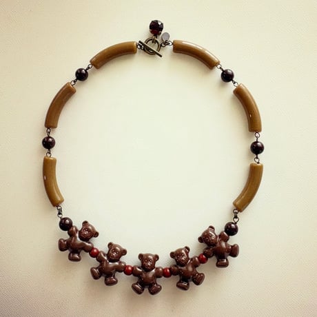 〖NECKLACE〗キッチュクマさんネックレス ブラウン