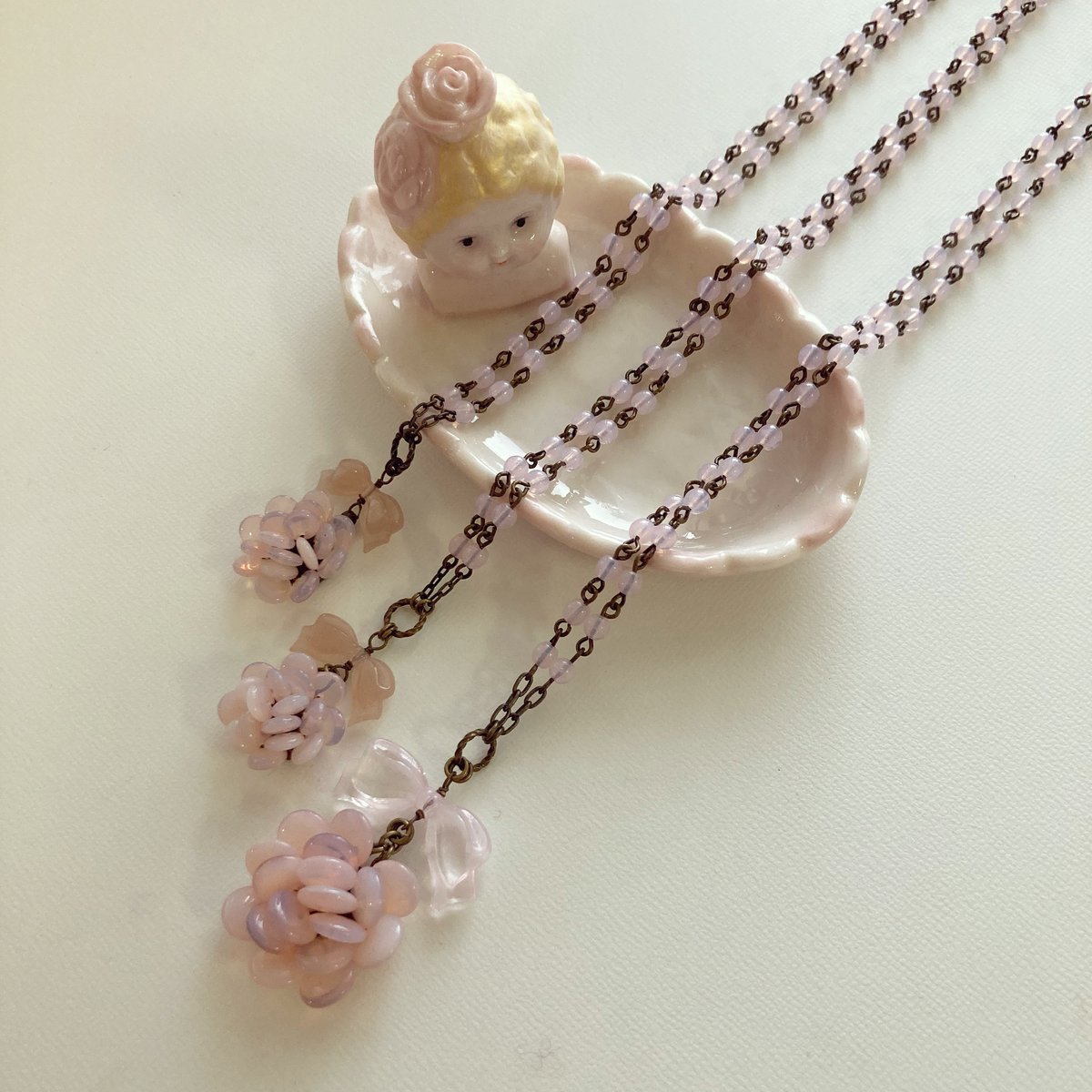 カナミビジューシリーズマルネックレスピンク