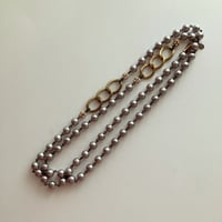 〖NECKLACE〗コットンパールキラキラロングネックレス　グレー