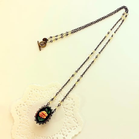 〖NECKLACE〗 ヴィンテージオーバルネックレス イエローローズ