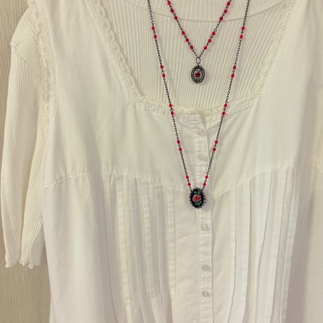 〖NECKLACE〗 ヴィンテージオーバルネックレス 赤いバラ
