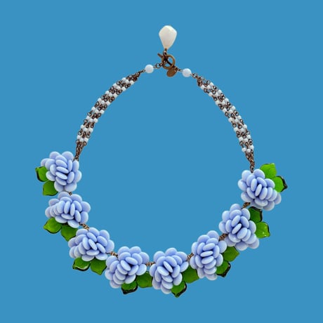 〖NECKLACE〗ベビーブルーの大ぶりマリーネックレス