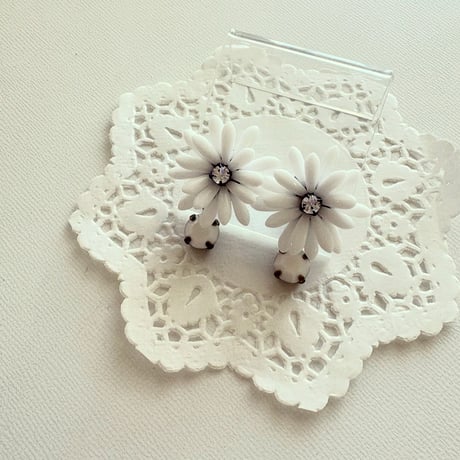 〖PIERCE･EARRINGS〗マーガレットピアス・イヤリング