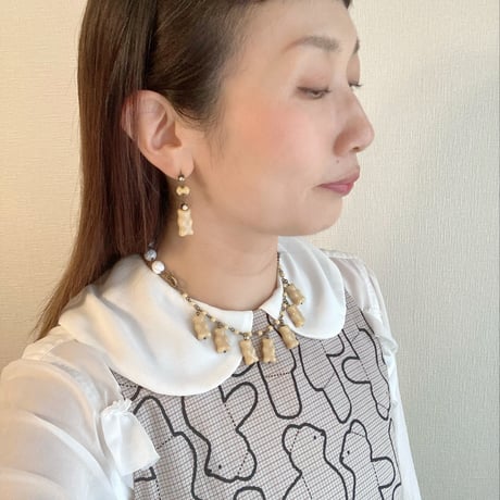 〖PIERCE･EARRINGS〗ベージュくまピアス・イヤリング