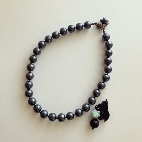 〖BROOCH〗ホイップうま子ブローチ　ブラック