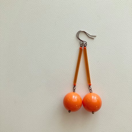 〖PIERCE･EARRINGS〗シリーズまるピアス・イヤリング オレンジ
