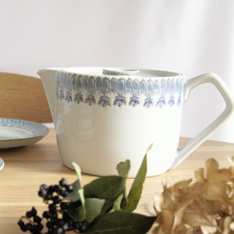 アルミニア tenera(テネラ)　Berte Jessen　大皿 berte | STORES