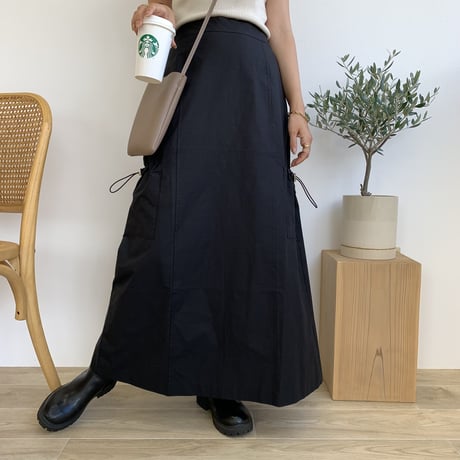 ドローコードスカート