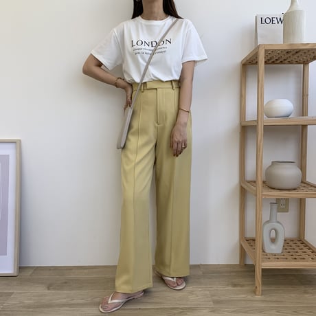 センタープレスストレートワイドパンツ