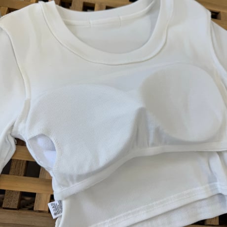 ブラカップ付きショート丈ロンTee