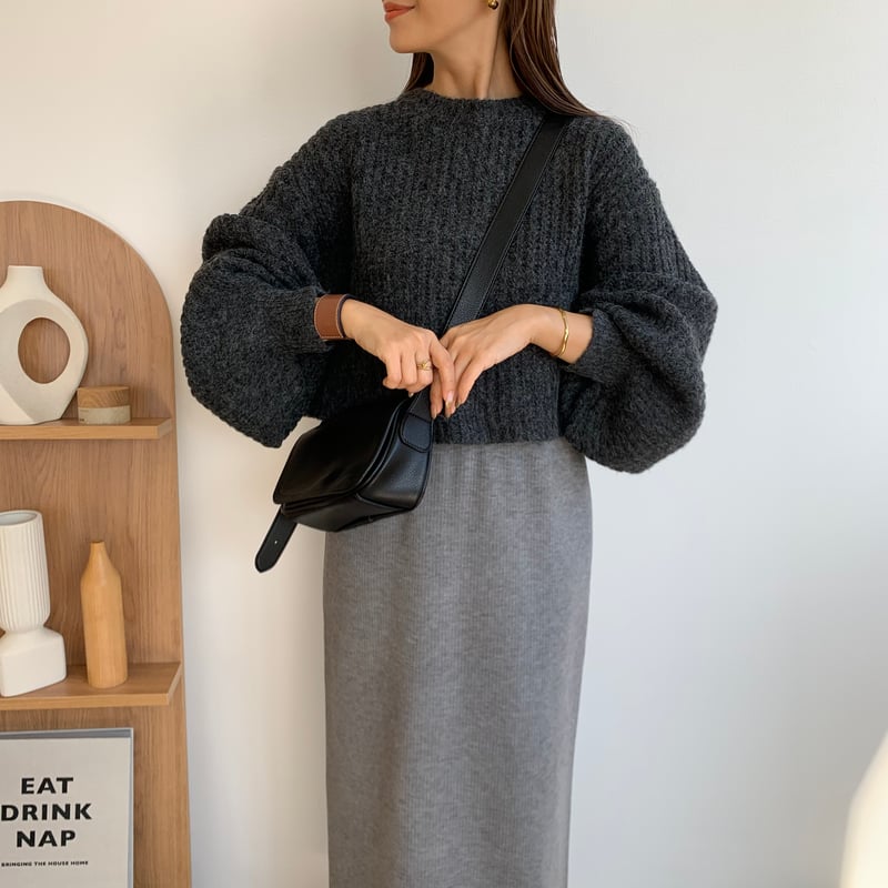 ボリュームスリーブショートざっくりニット | BLATE