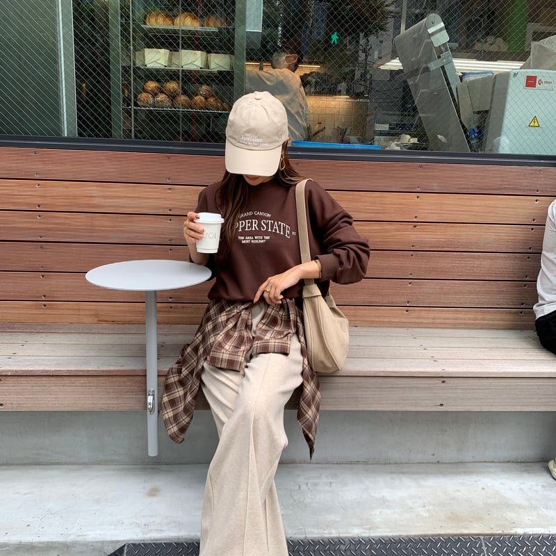 Nice TTTMSWブラウン スウェット Nice TTTMSWブラウン スウェット BRAWN/ブラウン】ロゴスウェット｜A_