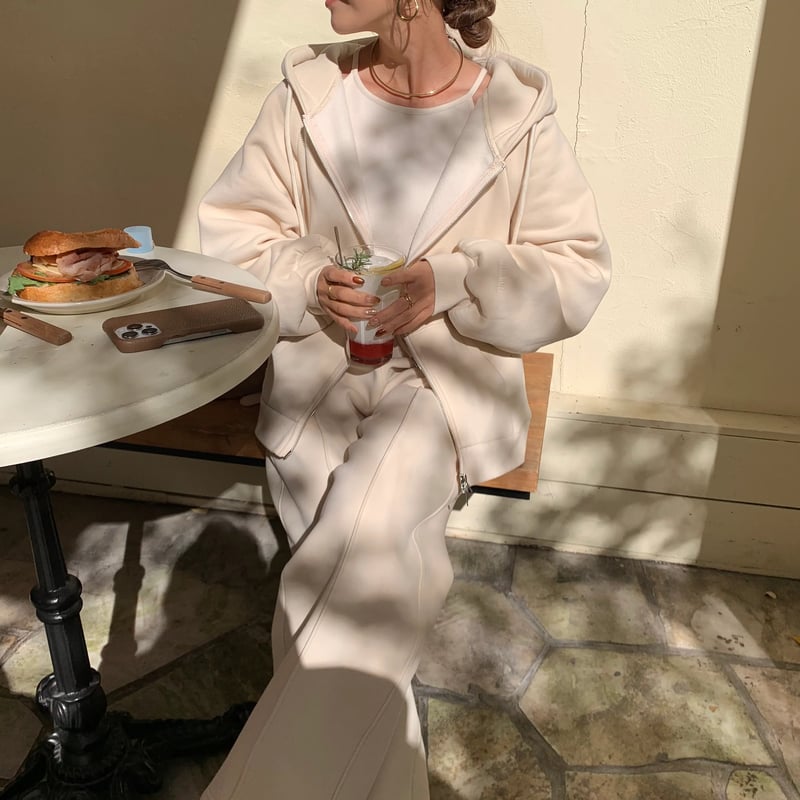 裏起毛ボリュームフードジップパーカー | BLATE