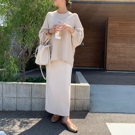 シンプル美ラインニットタイトスカート