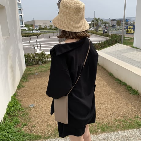 サイズ調節可能バケットハット