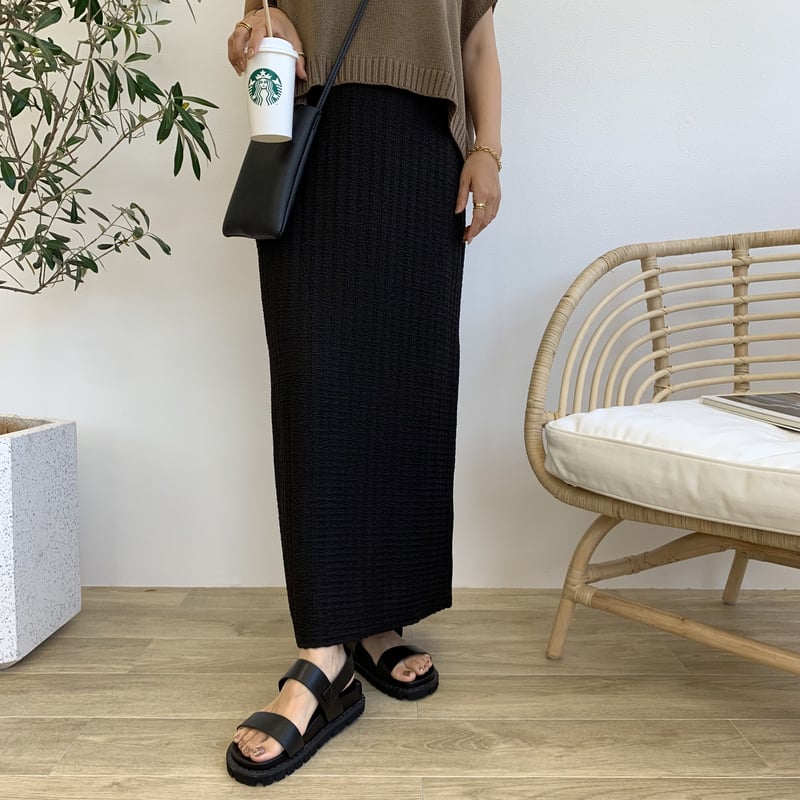 ぽこぽこデザインタイトスカート | BLATE