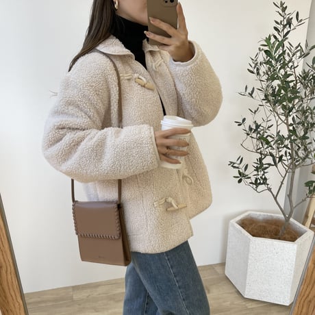 ダッフルボアショートコート