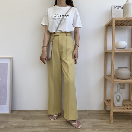 センタープレスストレートワイドパンツ