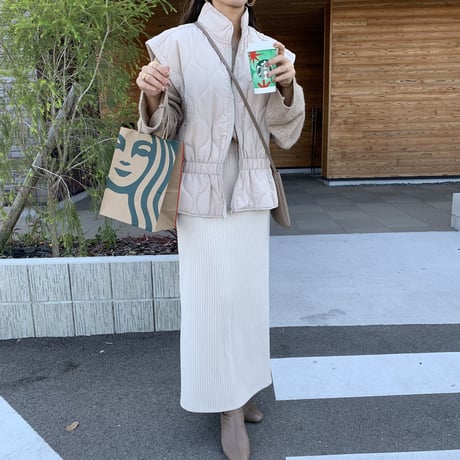 ニュアンス中綿ショートベスト