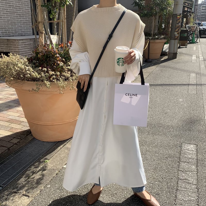 ショートニットベスト | BLATE