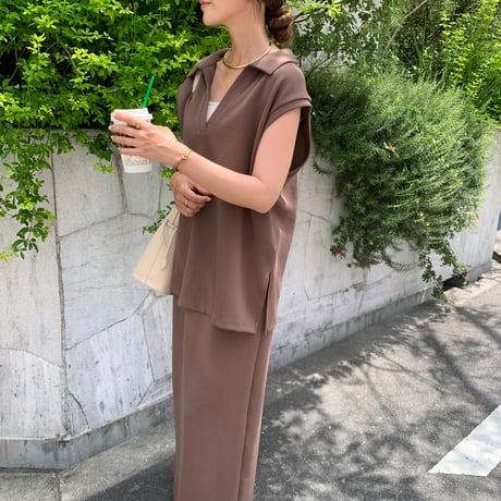 着心地抜群・キーネックフレンチスリーブTops