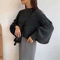 ボリュームスリーブショートざっくりニット