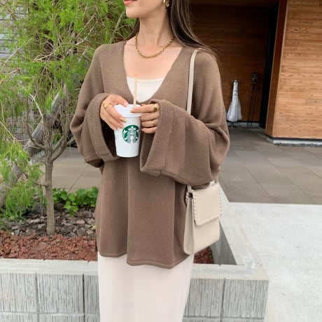Vネックざっくりサマーニット