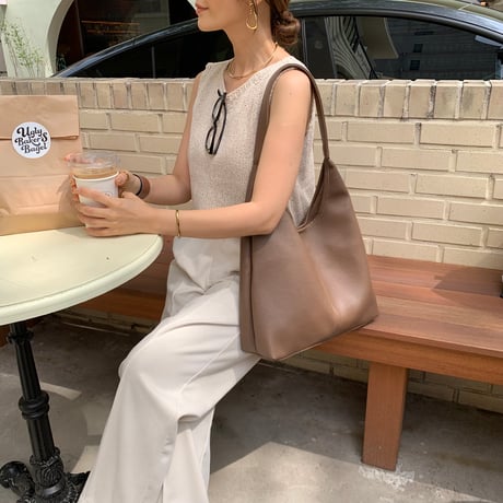 ポーチ付き上質ショルダーbag