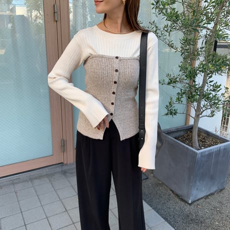 メランジニットビスチェ
