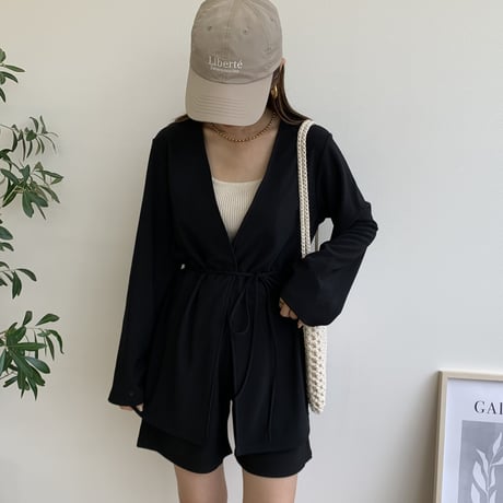 カシュクールラッシュガード