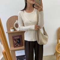 レイヤードデザインニットトップス