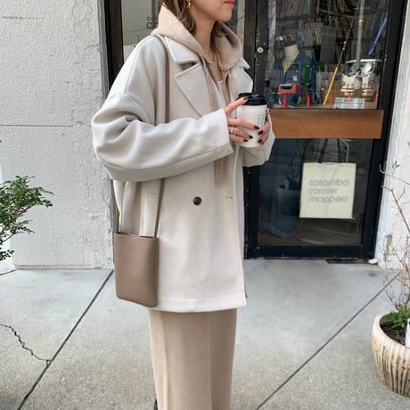 スタンドカラーダブルハーフコート