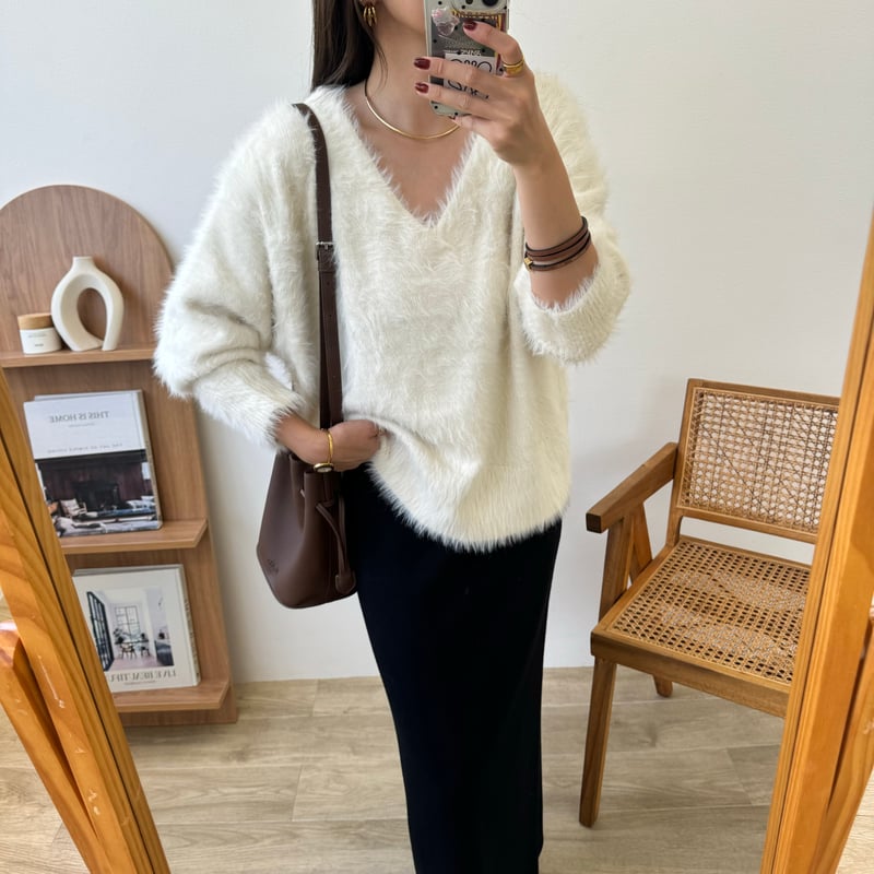 バックリボンニュアンスシャギーニット | BLATE