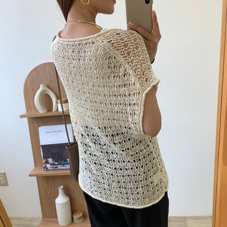 メッシュデザインベスト