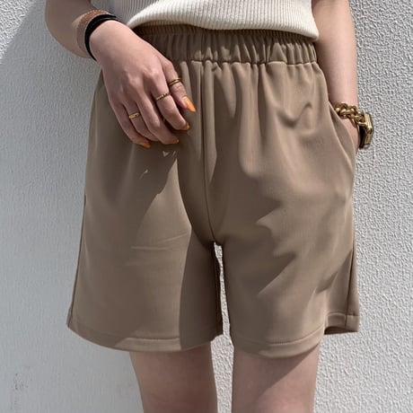 細見えスイムショートパンツ  キーネックと同素材