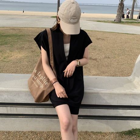細見えスイムショートパンツ  キーネックと同素材