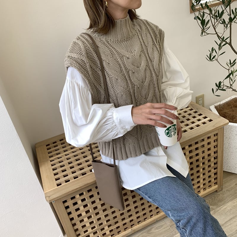 2wayハイネックショートケーブルニットベスト | BLATE