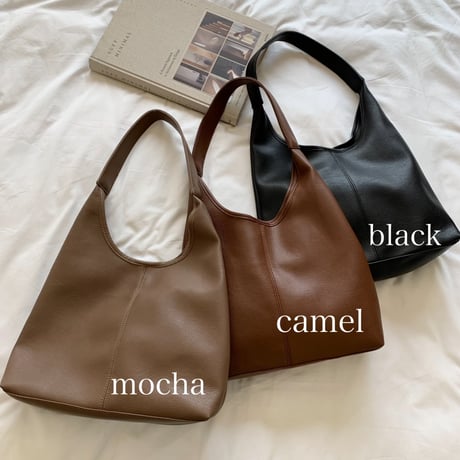 ポーチ付き上質ショルダーbag