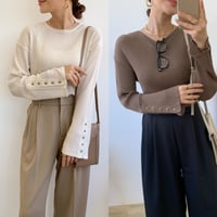 袖ボタンシアーリブニット